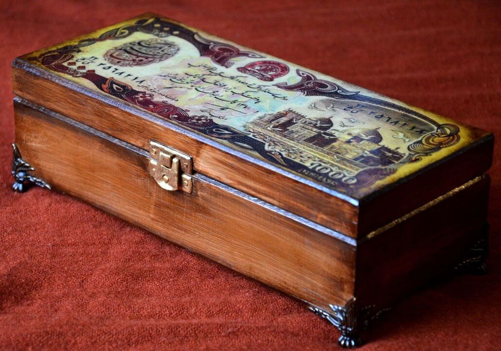 Špeciálna drevená krabica „Dom peňazí